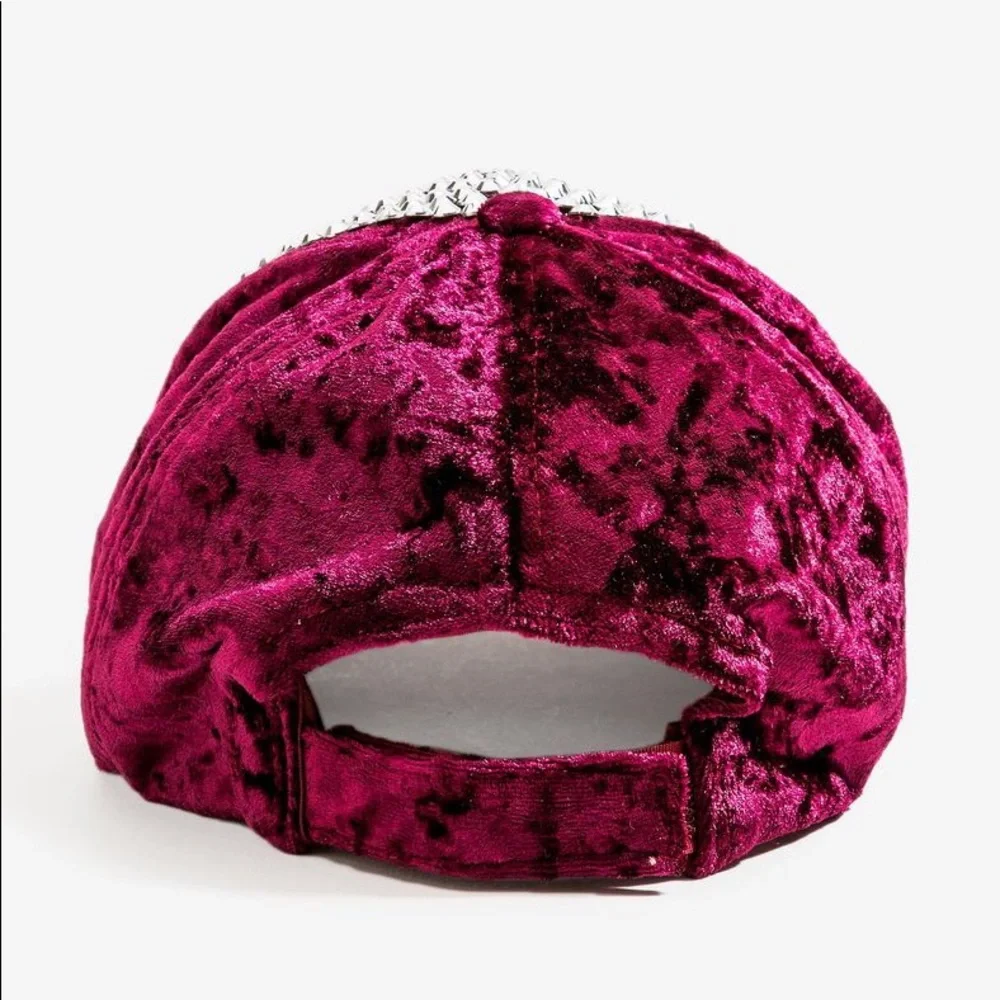 CRYSTAL VELVET CAP